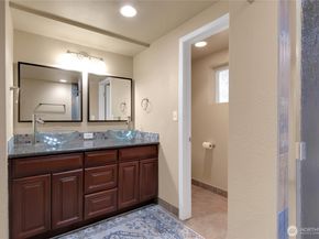 2419 SW 316th Street, Federal Way WA 98023