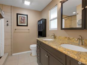 2419 SW 316th Street, Federal Way WA 98023
