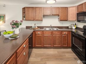 700 Front Street S D106, Issaquah WA 98027