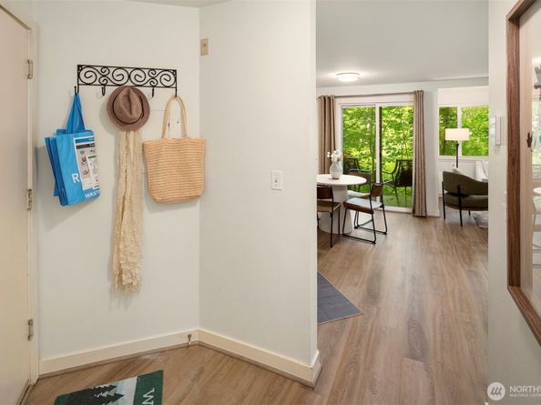700 Front Street S D106, Issaquah WA 98027