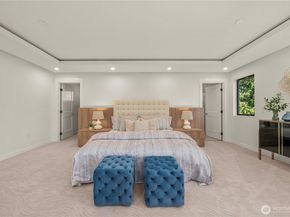 10823 SE 12th Street, Bellevue WA 98004