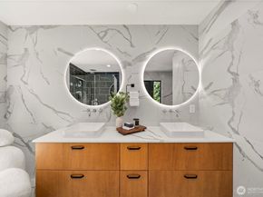 10823 SE 12th Street, Bellevue WA 98004