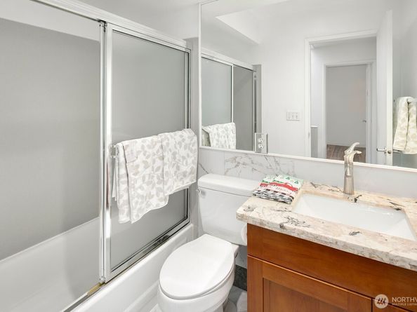 2367 S Forest Street, Seattle WA 98144