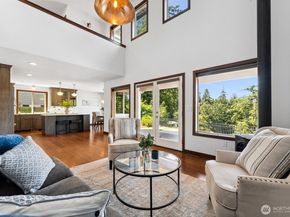 931 Oyster Bay Court, Bremerton WA 98312