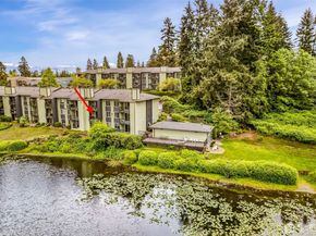 615 75th Street SE C44, Everett WA 98203