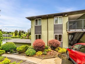 615 75th Street SE C44, Everett WA 98203