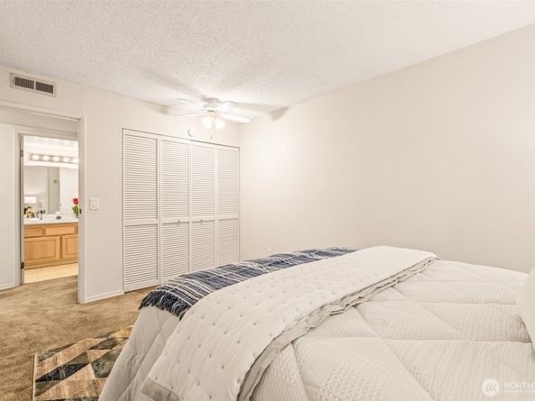 615 75th Street SE C44, Everett WA 98203
