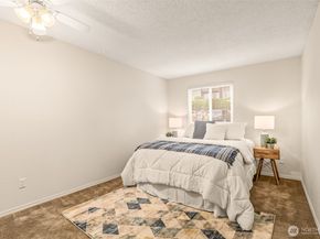 615 75th Street SE C44, Everett WA 98203