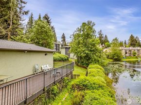 615 75th Street SE C44, Everett WA 98203