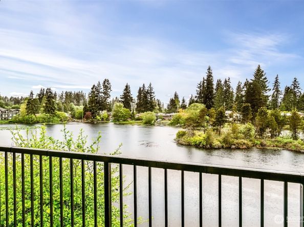 615 75th Street SE C44, Everett WA 98203