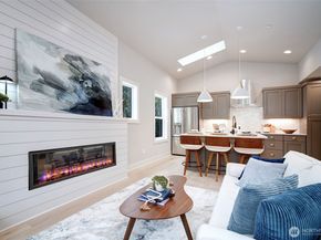 428 20th Avenue, Kirkland WA 98033