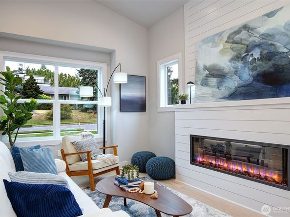 428 20th Avenue, Kirkland WA 98033