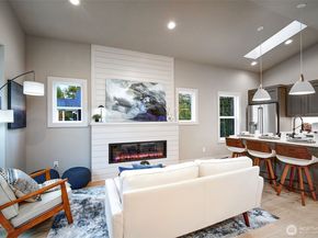 428 20th Avenue, Kirkland WA 98033