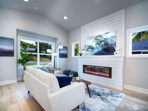 428 20th Avenue, Kirkland WA 98033