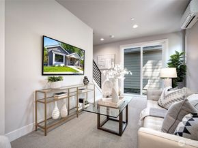 428 20th Avenue, Kirkland WA 98033