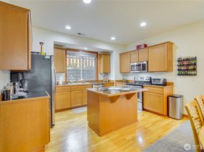 1132 Chestnut Street, Everett WA 98201