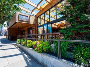 7301 5th Avenue NE 401, Seattle WA 98115
