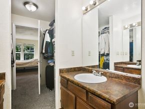6705 204th Street SW B203, Lynnwood WA 98036