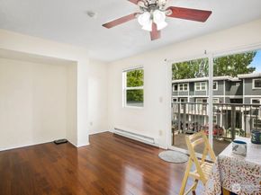 6705 204th Street SW B203, Lynnwood WA 98036