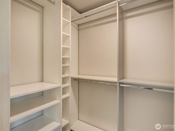2102 172nd Avenue NE, Bellevue WA 98008