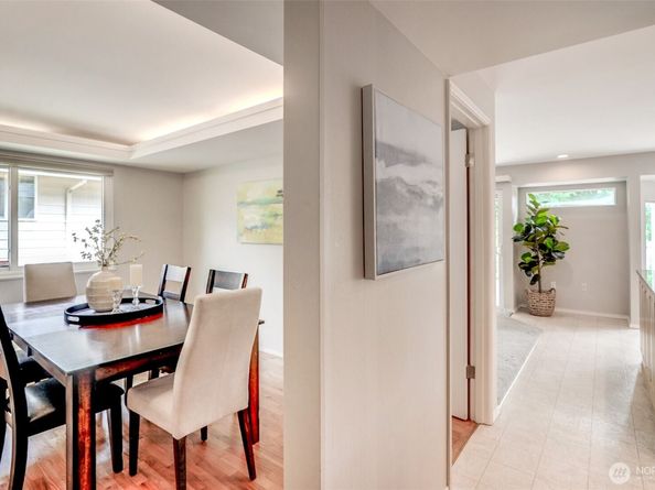 2102 172nd Avenue NE, Bellevue WA 98008