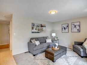 2102 172nd Avenue NE, Bellevue WA 98008