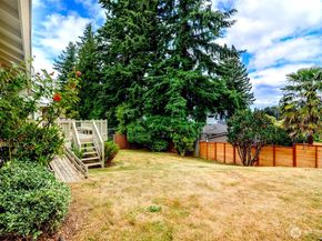 2102 172nd Avenue NE, Bellevue WA 98008