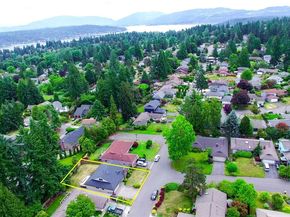 2102 172nd Avenue NE, Bellevue WA 98008