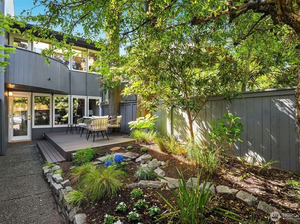 2345 42nd Avenue E, Seattle WA 98112