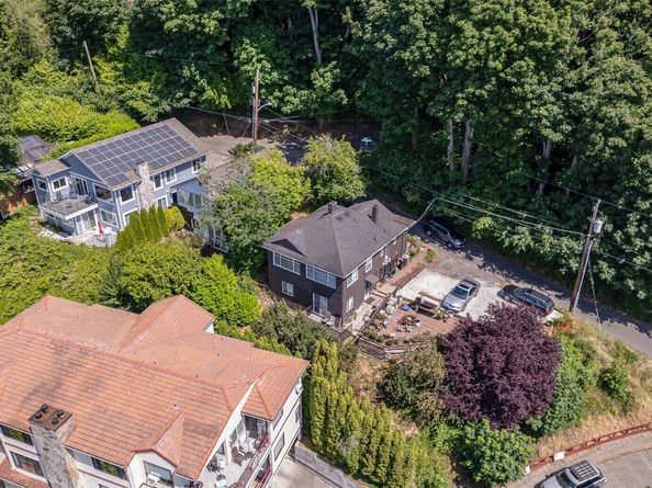 2159 52nd Avenue SW, Seattle WA 98116