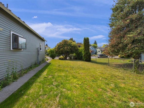 1925 Lombard A, Everett WA 98201