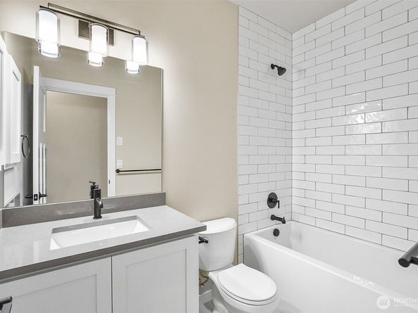 2225 124th Street SE, Everett WA 98208