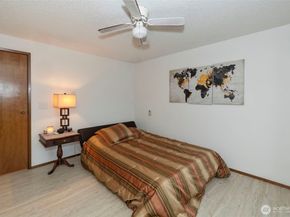 3400 Narrows View Lane NE 204, Bremerton WA 98310