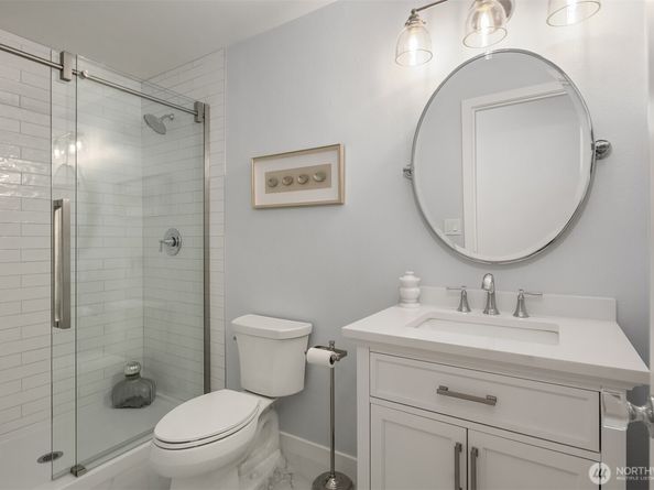 1518 NE 140th Street C6, Seattle WA 98125