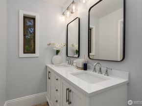 1518 NE 140th Street C6, Seattle WA 98125