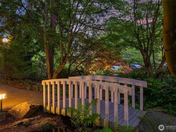 1518 NE 140th Street C6, Seattle WA 98125