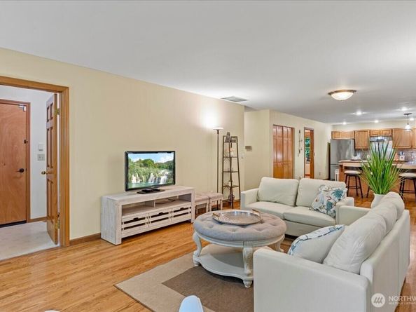 14320 Cascade Drive SE, Snohomish WA 98296