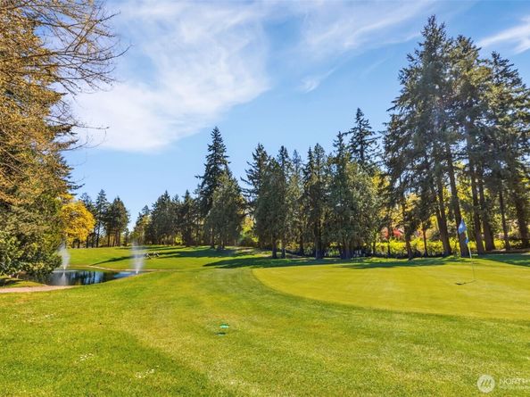 10911 D Glen Acres Drive S, Seattle WA 98168