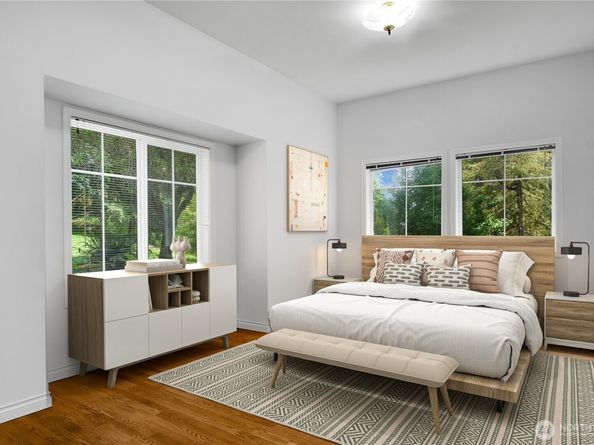 25043 SE Mirrormont Boulevard, Issaquah WA 98027