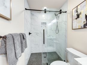 2558 NE 91st Street A, Seattle WA 98115