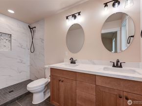 2558 NE 91st Street A, Seattle WA 98115