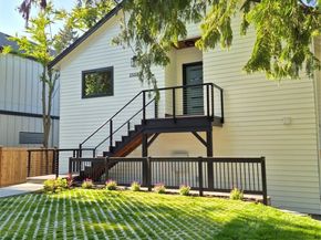 2558 NE 91st Street A, Seattle WA 98115