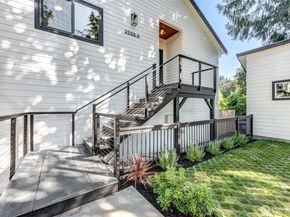 2558 NE 91st Street A, Seattle WA 98115
