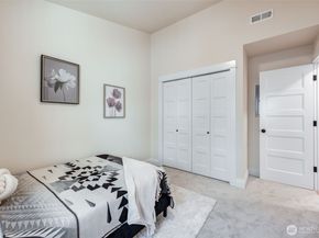 2558 NE 91st Street A, Seattle WA 98115