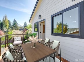 2558 NE 91st Street A, Seattle WA 98115