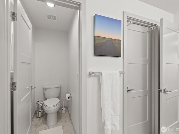 1422 E Cherry Street, Seattle WA 98122