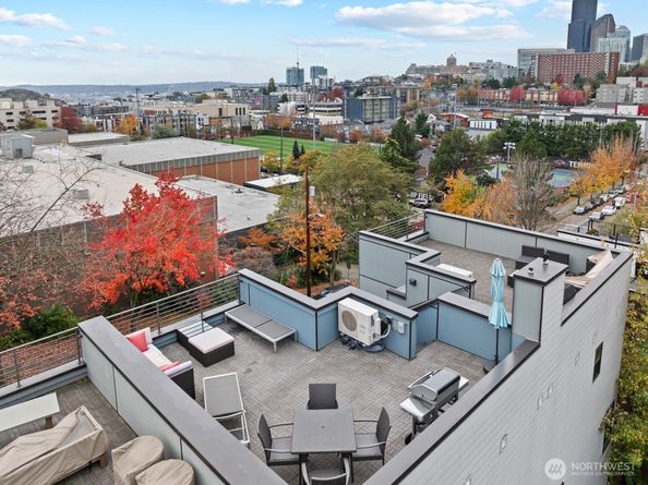 1422 E Cherry Street, Seattle WA 98122