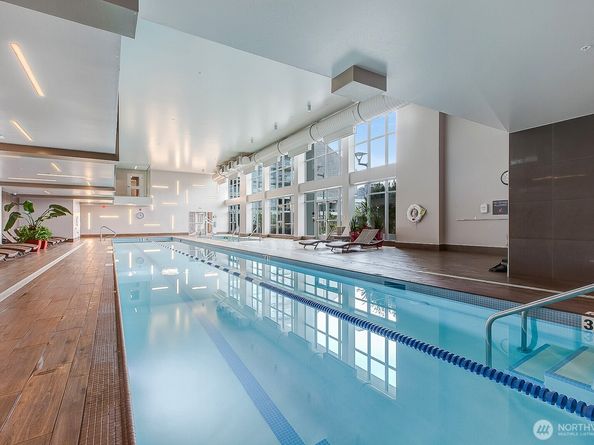 583 Battery Street 309N, Seattle WA 98121