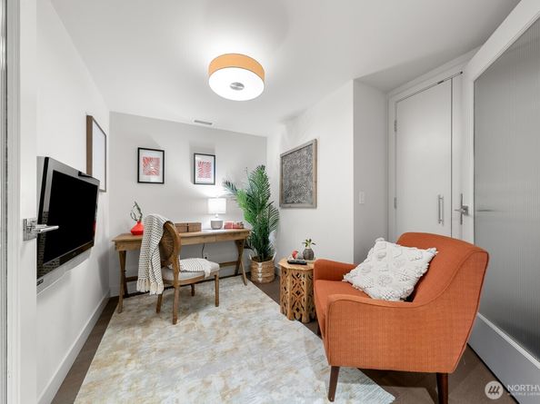 583 Battery Street 309N, Seattle WA 98121