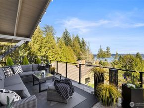 5190 NW Eldorado Boulevard, Bremerton WA 98312